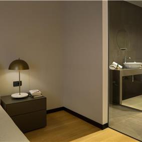 Luxury 5-Bedroom Sea-View Villa with Heated Infinity Pool in Orasac near Dubrovnik – Sleeps 10